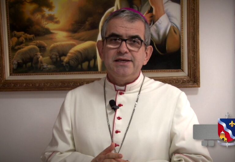 Víctor Ochoa se convierte en el noveno obispo castrense de Colombia