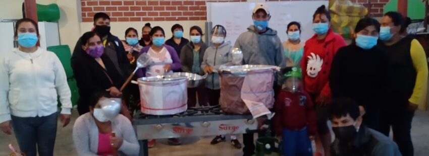 Ollas solidarias para vencer el hambre y la pandemia en Perú