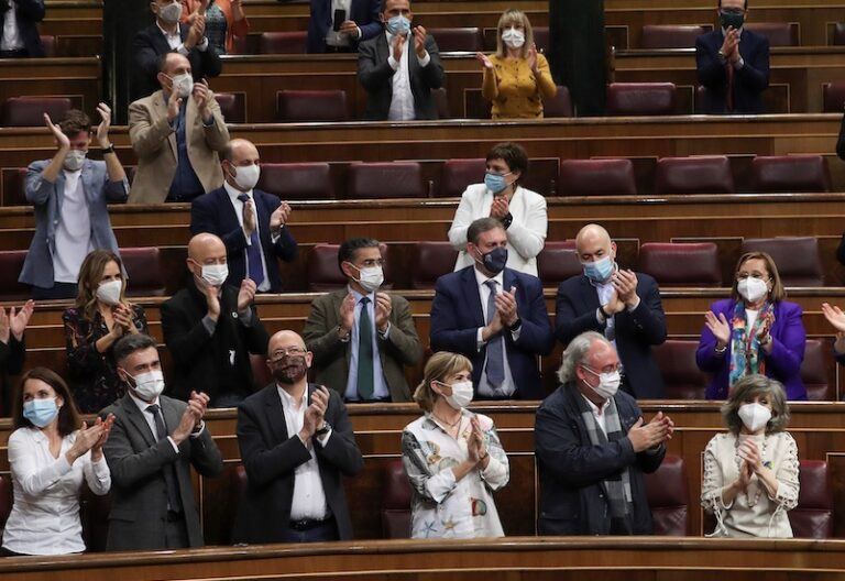 El PSOE vota a favor de crear una comisión de abusos solo en la Iglesia y no en todos los ámbitos