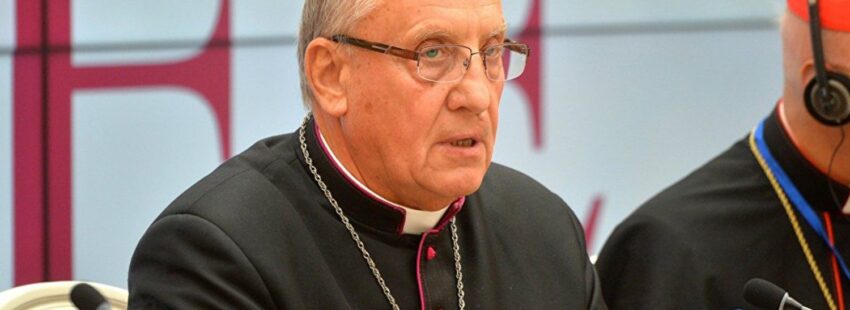 El arzobispo de Bielorrusia en el exilio vuelve a casa por Navidad: Lukashenko cede ante las