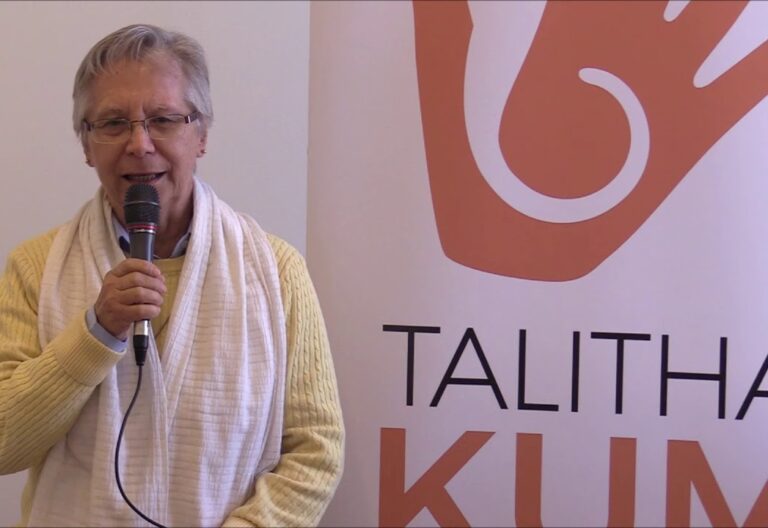 Muere religiosa española radicada en El Salvador tras caer de unas escaleras camino a misa