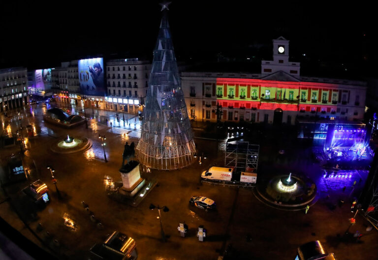Puerta del sol. Nochevieja desierta. Nacho Cano