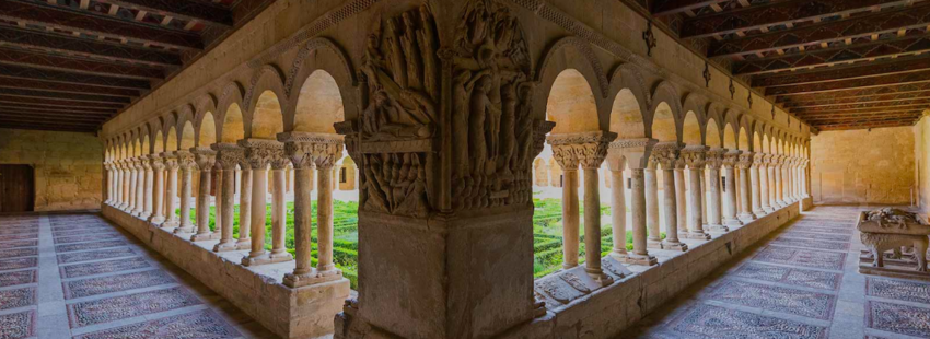 Brote de coronavirus en el monasterio de Silos: la mitad de los monjes da positivo