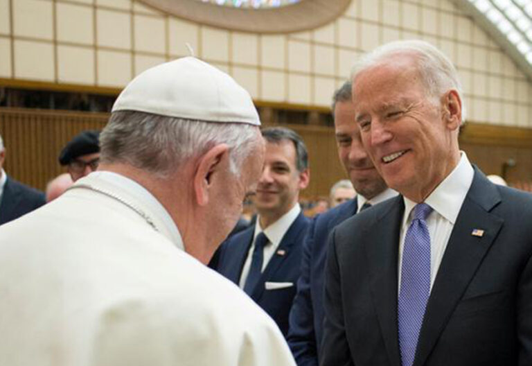 El papa Francisco ruega a Joe Biden que promueva “la reconciliación” en Estados Unidos