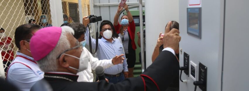 Los obispos peruanos entregan planta de oxígeno a las poblaciones de la provincia de Virú