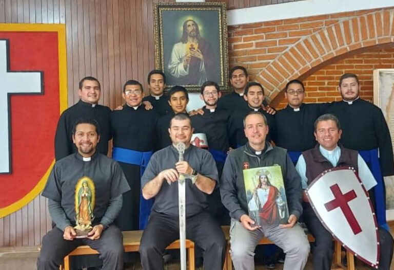 México: “Cruzados de Cristo Rey” celebran 50 años de su fundación con año jubilar