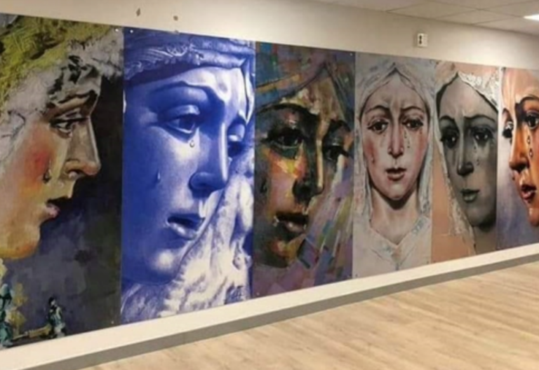 Andalucía Laica denuncia un mural “marcadamente confesional” en el Hospital Virgen de la