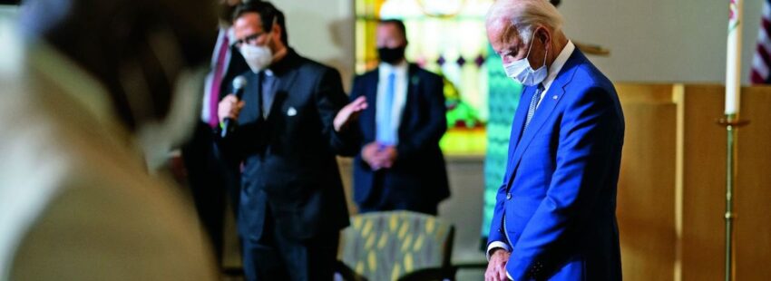 Biden en la iglesia