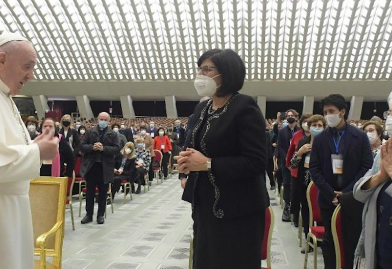 Francisco a los Focolares: “Permanezcan siempre a la escucha del grito de abandono de Cristo en