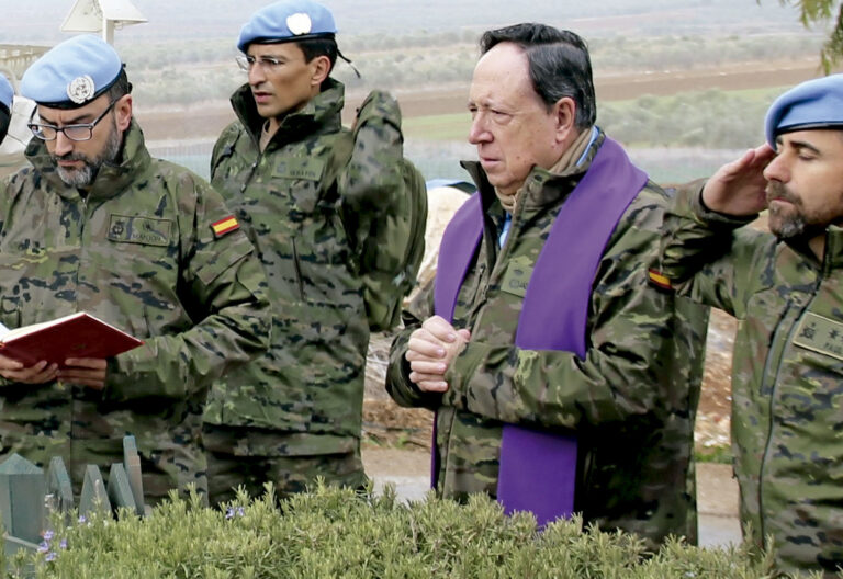 El traje a medida de Juan del Río