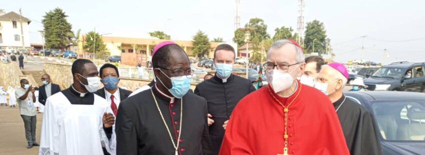 Parolin en Camerún