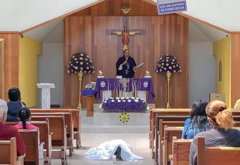 hombre fallece en iglesia de Ciudad de México