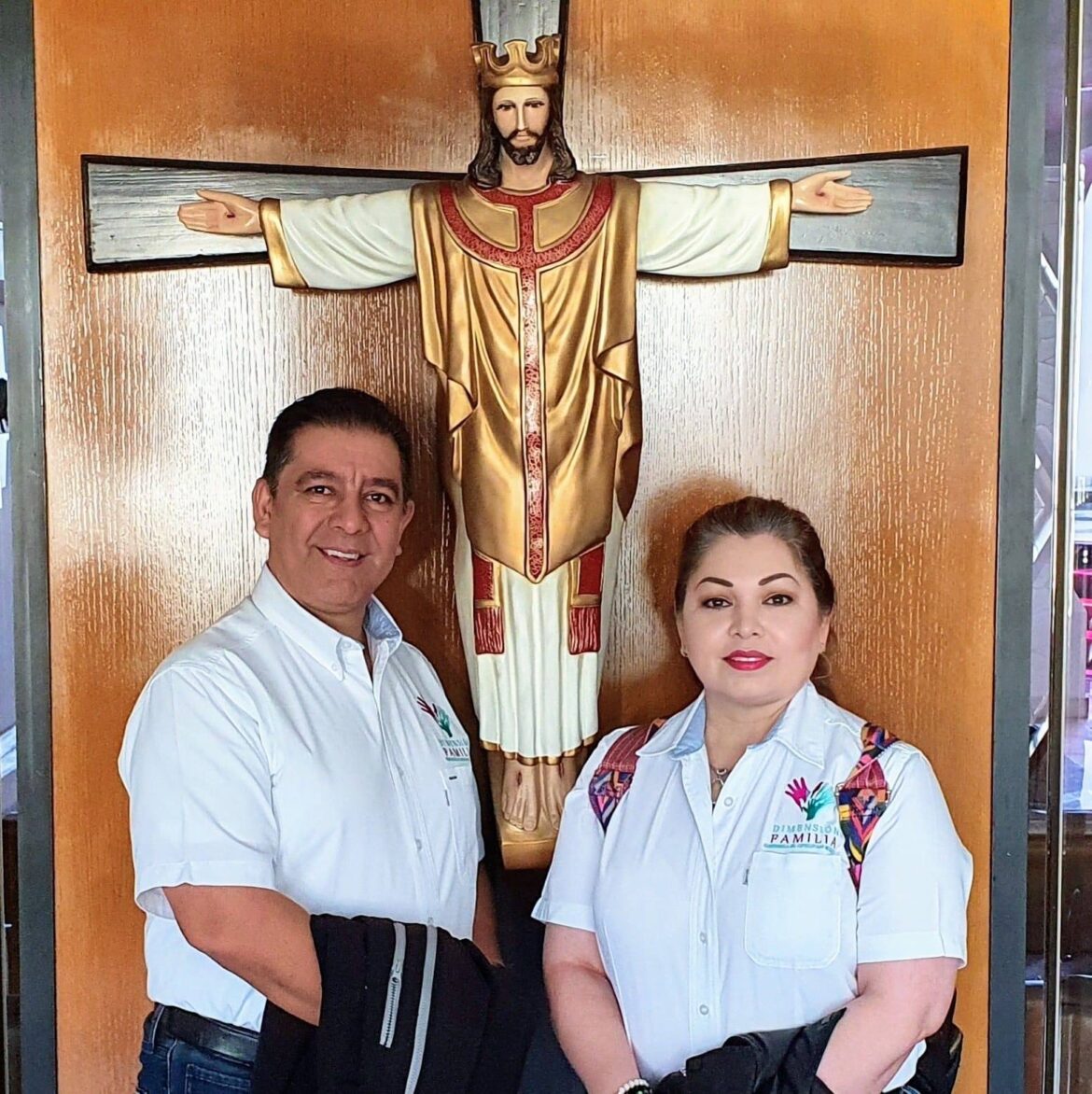 Jesus Y Blanca Dimension Familia Cem