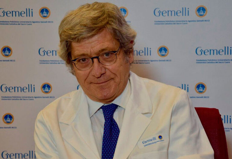 Roberto Bernabei, médico personal del papa Francisco