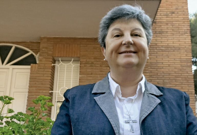 miembro ordinario de la Pontificia Academia