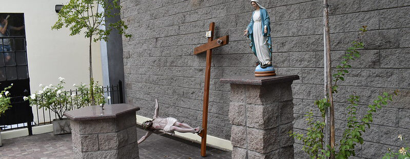 Argentina: profanaron la Catedral de Lomas de Zamora