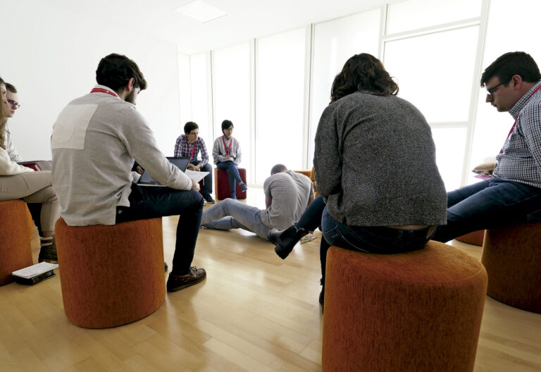 Espaldarazo a los apóstoles de hoy