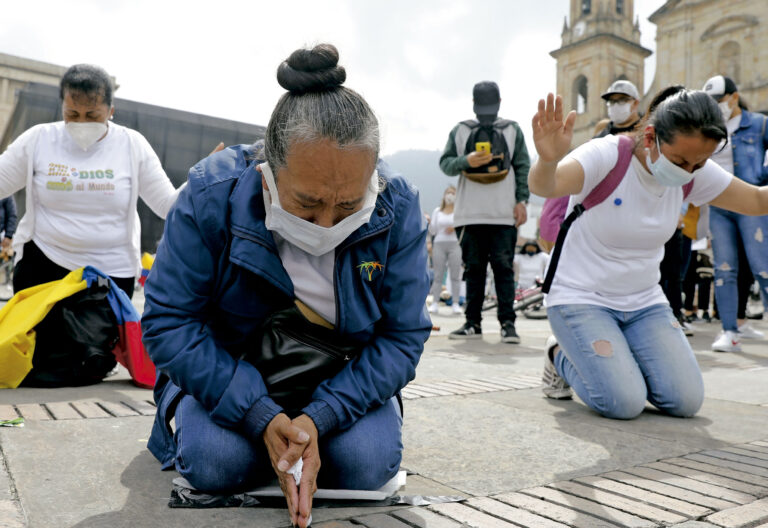 La Iglesia colombiana media por la reconciliación