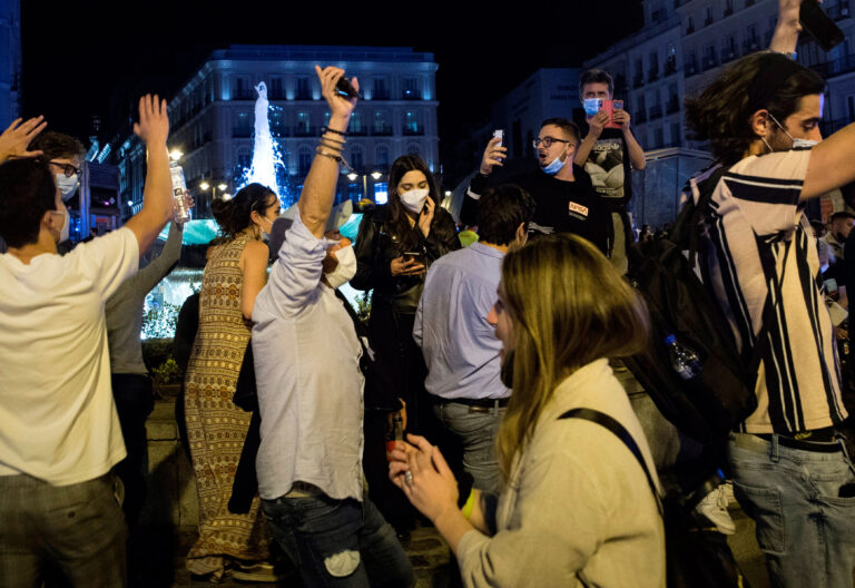 Puerta del Sol 9 de mayo fin estado de alarma
