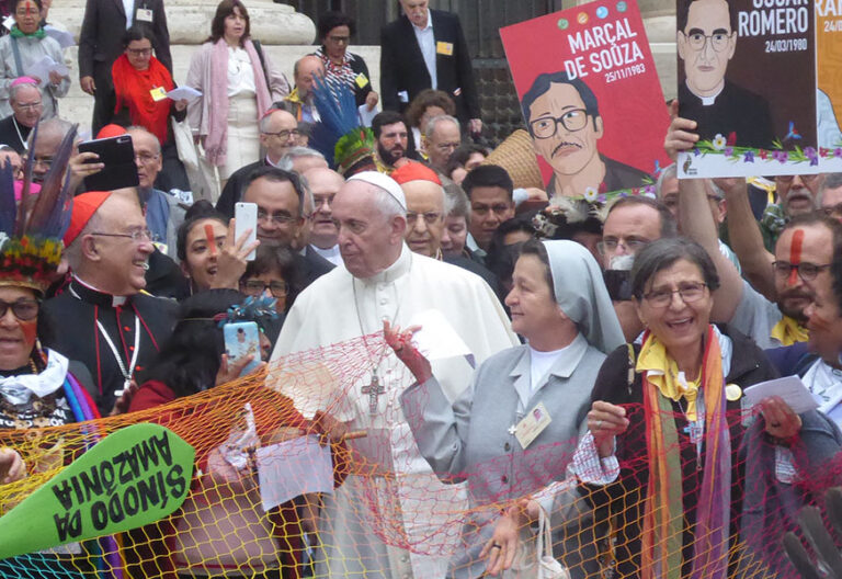 El Papa en sínodo amazónico
