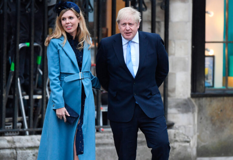 Boris Johnson y Carrie Symonds, convertidos ya en marido y mujer, el pasado 29 de mayo