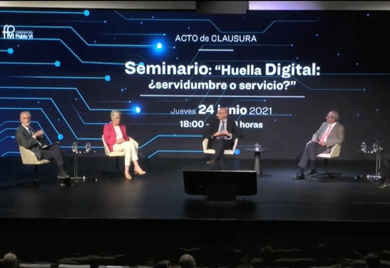 Paul Tighe: “Necesitamos un lenguaje que nos permita enfrentarnos a las cuestiones humanas más