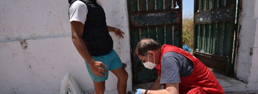 Manuel Gestal cura migrante