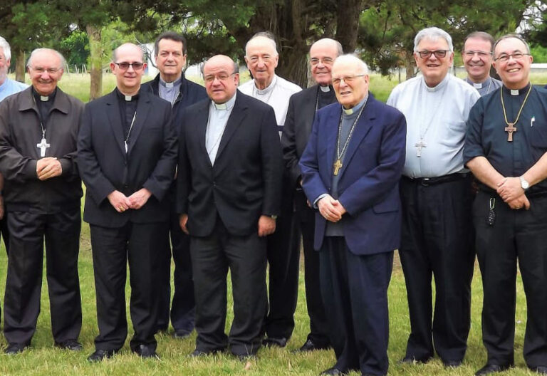 Puesta a punto de los obispos de Uruguay para el Sínodo y la Asamblea Eclesial