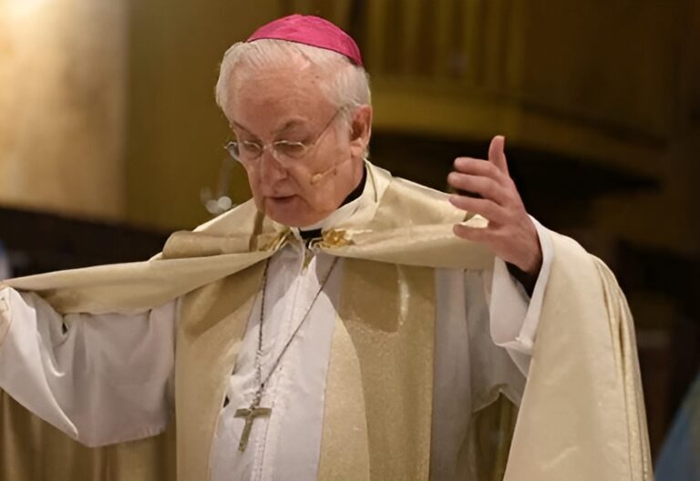 El arzobispo de Córdoba celebró 50 años de ministerio sacerdotal