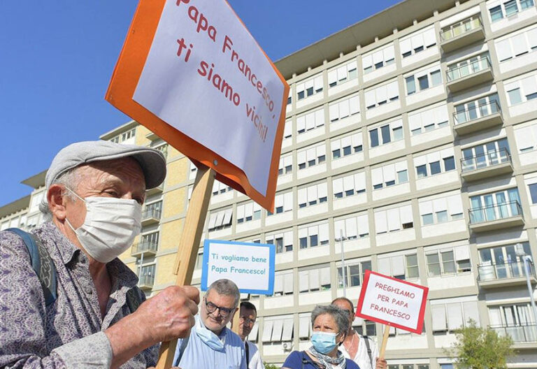 El Papa no tiene fecha de regreso al Vaticano, pero será “lo antes posible”