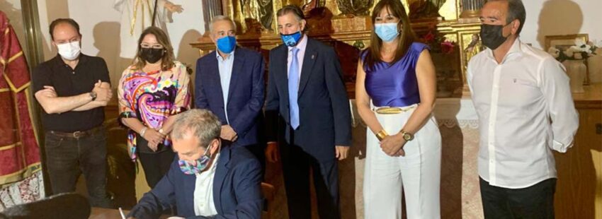 Fernando Simón se lleva el oro de una parroquia aragonesa