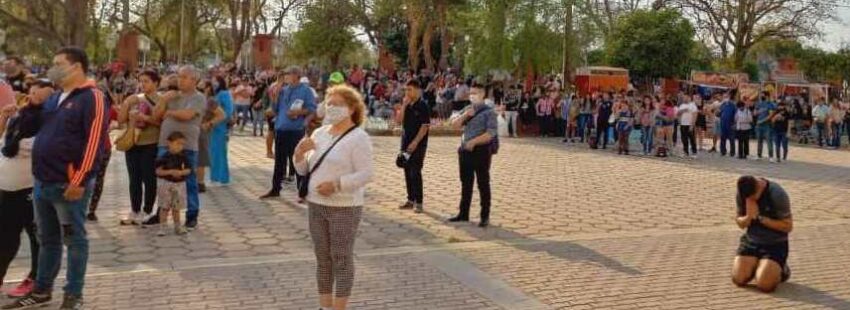 Los jóvenes correntinos peregrinaron hacia el Santuario de Itatí