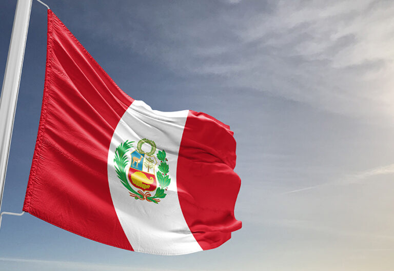 Los obispos peruanos buscan el mejor logo