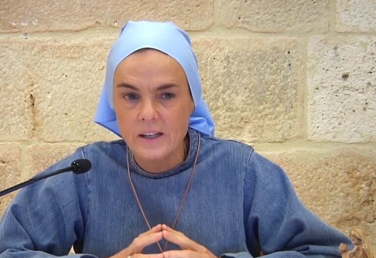 Verónica Berzosa, entre lágrimas: “Mi madre me transmitió la vida y la fe”