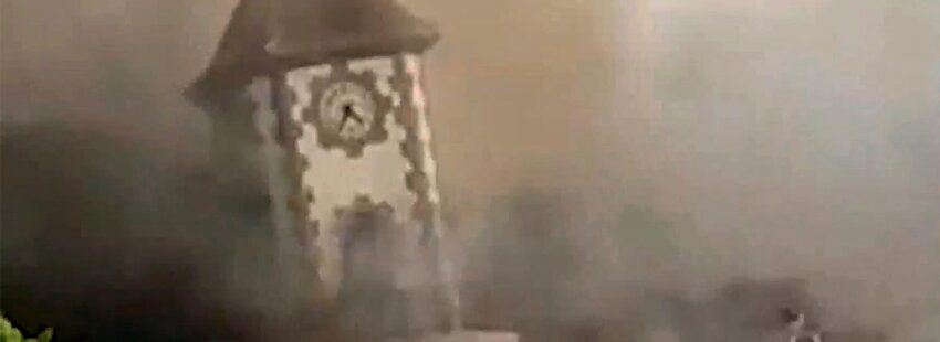 La lava del volcán de La Palma derrumba el campanario de Todoque