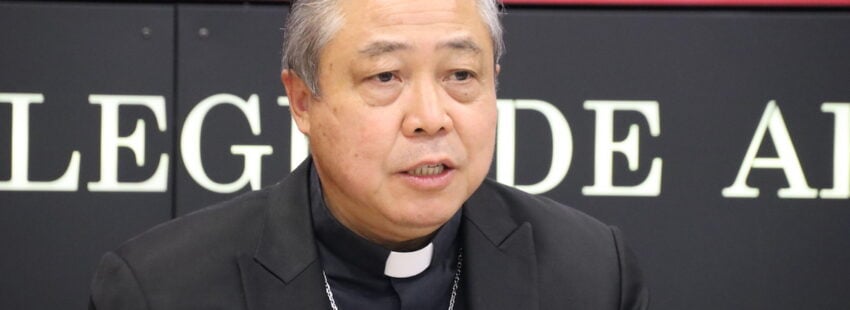 El nuncio, sobre la aconfesionalidad del Estado:  “La Constitución no es ajena al hecho