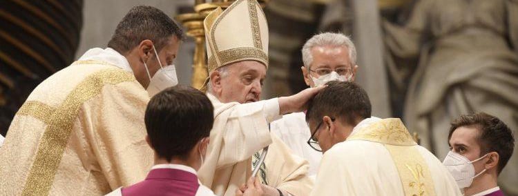 El Papa consagró obispo a sacerdote chileno