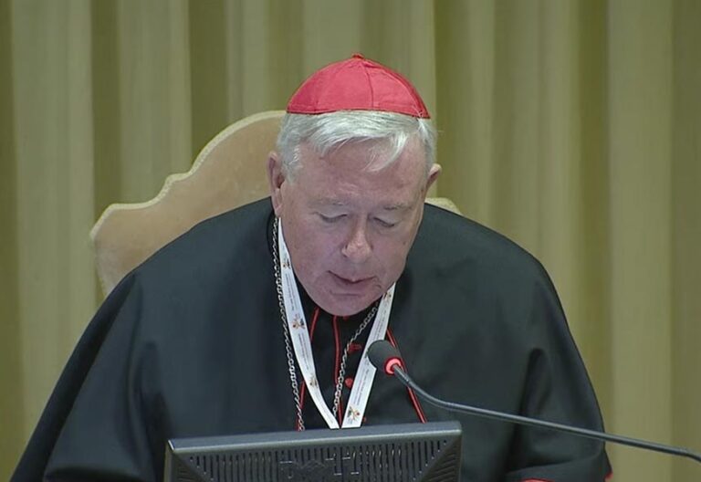 Hollerich, relator del Sínodo de la sinodalidad: “Las páginas están en blanco, vosotros