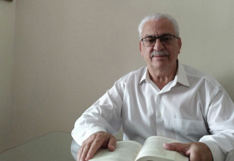 Manuel Crespo, biblista y escritor
