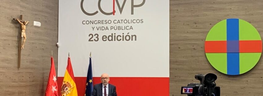 Ryszard Legutko: “El igualitarismo quiere quitar el estatus a los cristianos por peligrosos”