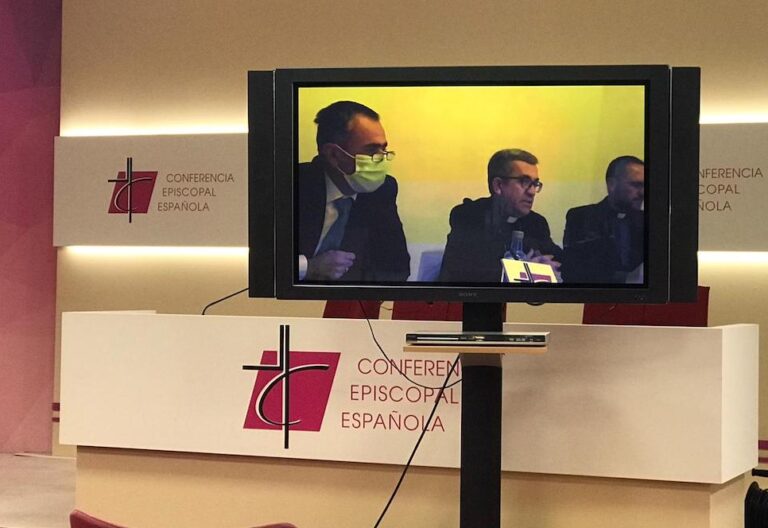 La Conferencia Episcopal Española, la primera del mundo en aprobar un decreto conjunto contra los