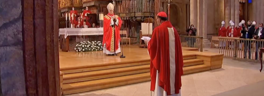 El cardenal Omella pone a los pies del apóstol Santiago el sufrimiento por el volcán de La Palma