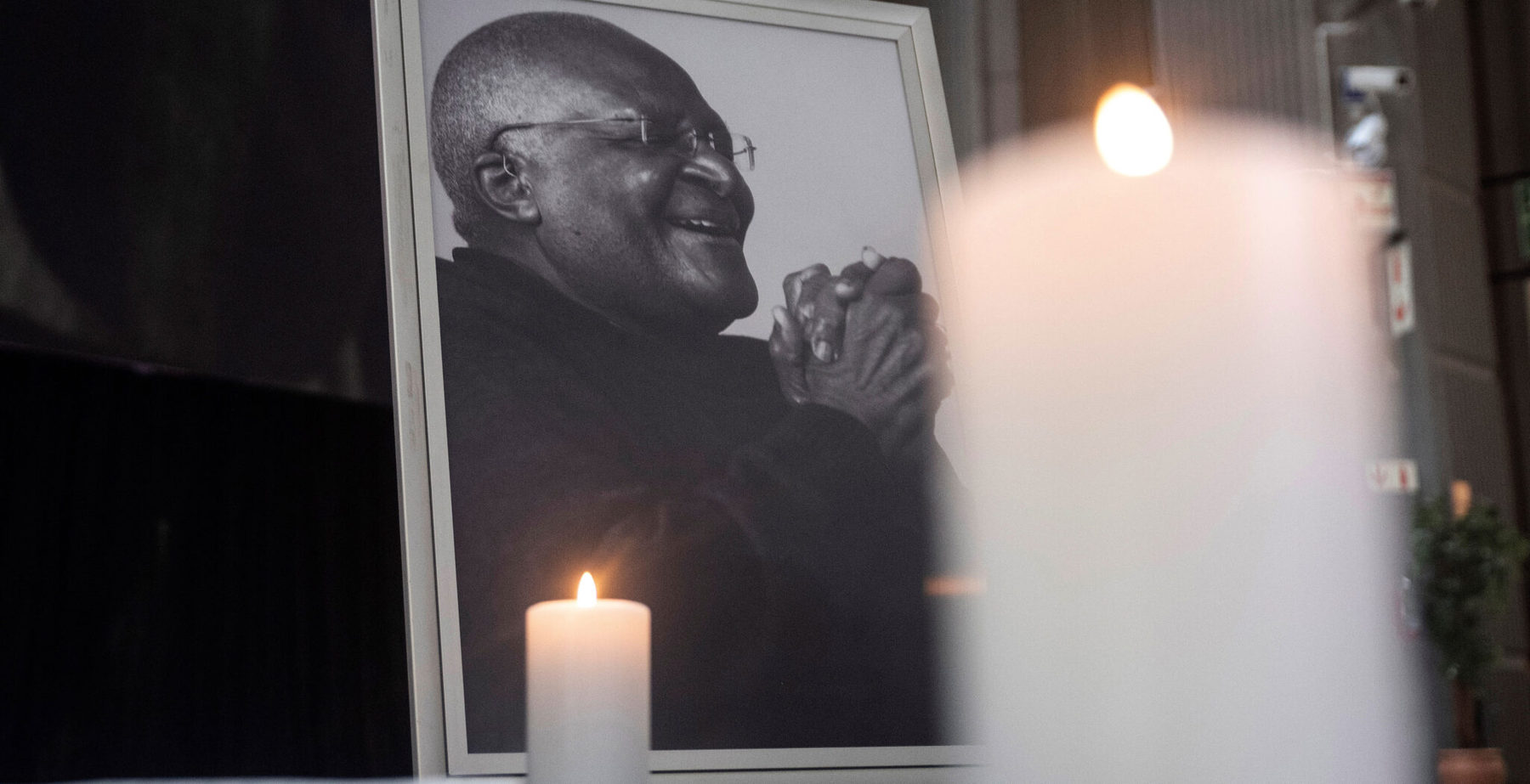 Vigilia de oración por el fallecimiento del arzobispo anglicano sudafricano Desmond Tutu