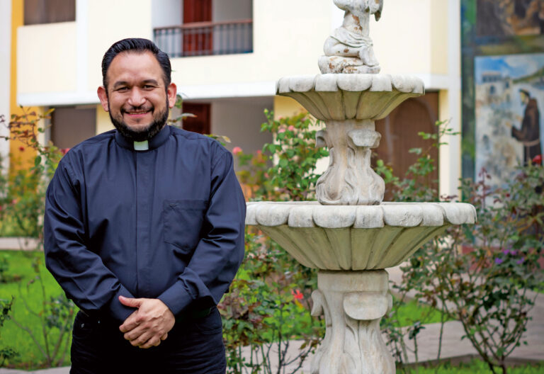 secretario general adjunto del Consejo Episcopal Latinoamericano (CELAM)