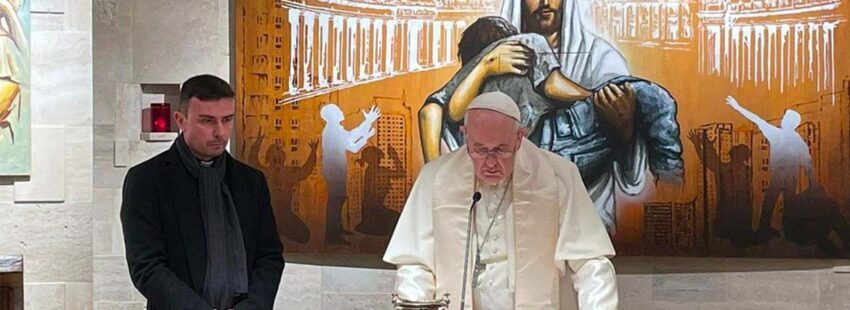 El Papa visita por sorpresa la Comunidad Cenáculo de la fraternidad del Buen Samaritano