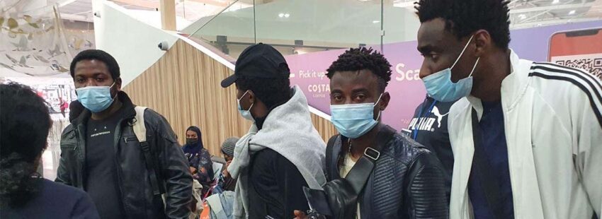 Los obispos españoles ofrecen su colaboración al Estado para establecer corredores humanitarios