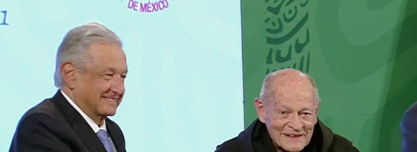 Andrés Manuel López Obrador y fray Gabriel Chávez de la Mora