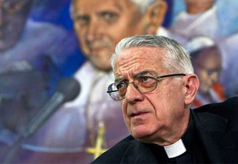 Federico Lombardi: “Benedicto XVI nos ha ayudado a tener una imagen menos idealizada del papado”