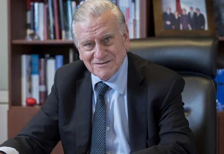 El cardiólogo Valentín Fuster, premio CEU Ángel Herrera en Ética y Valores