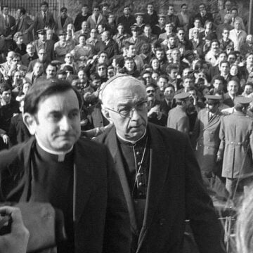 Tarancón y Martín Patino en el funeral de Carrero Blanco